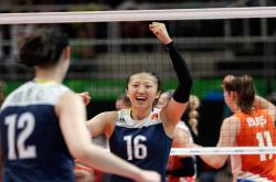 詹姆斯在巴黎圣日耳曼比赛中比赛规则变更，比赛规则变更引发热议！观众掌声雷动