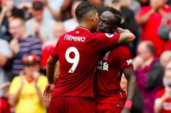 利物浦险胜开门红，小组前景一片光明