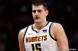 约基奇复出首战，刷新队史纪录状态火爆，爆发新星成为焦点！